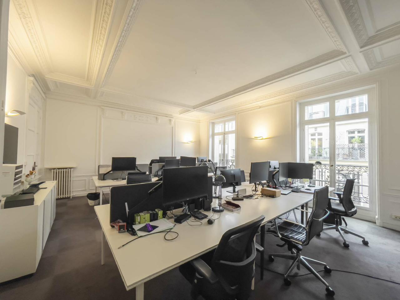 Bureau Paris 960m² Location bureau Paris OLBUR2119951 2